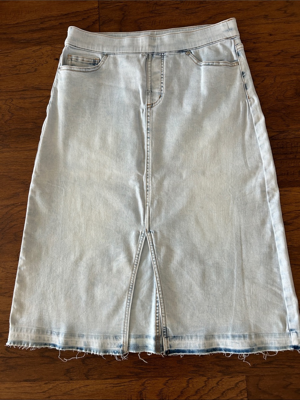 Isaac Mizrahi Denim Midi Skirt - Size 6